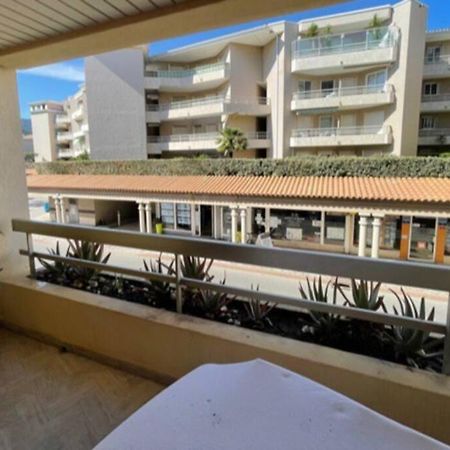 Confortable appartement à Cavalaire-sur-Mer Extérieur photo